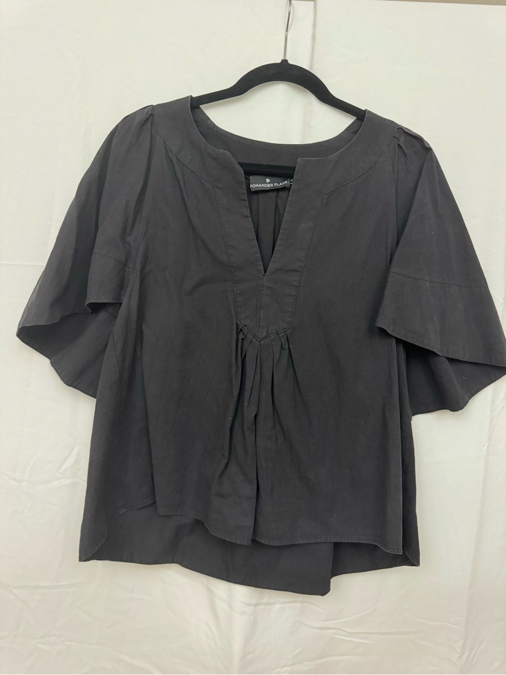 Pomander Palace by Tuckernuck Finley Flutter Sleeve Top